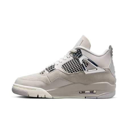 Cool grey jordan 4 footlocker on sale